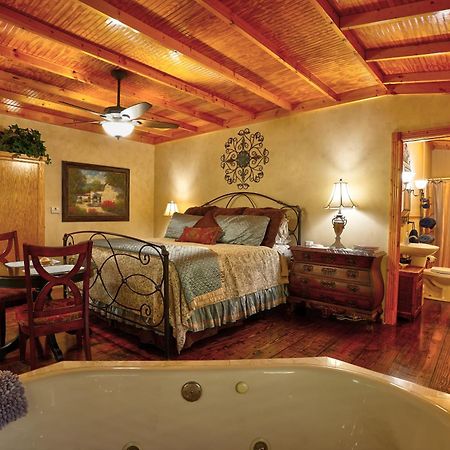 Bed And Breakfast On White Rock Creek Waco Exteriör bild