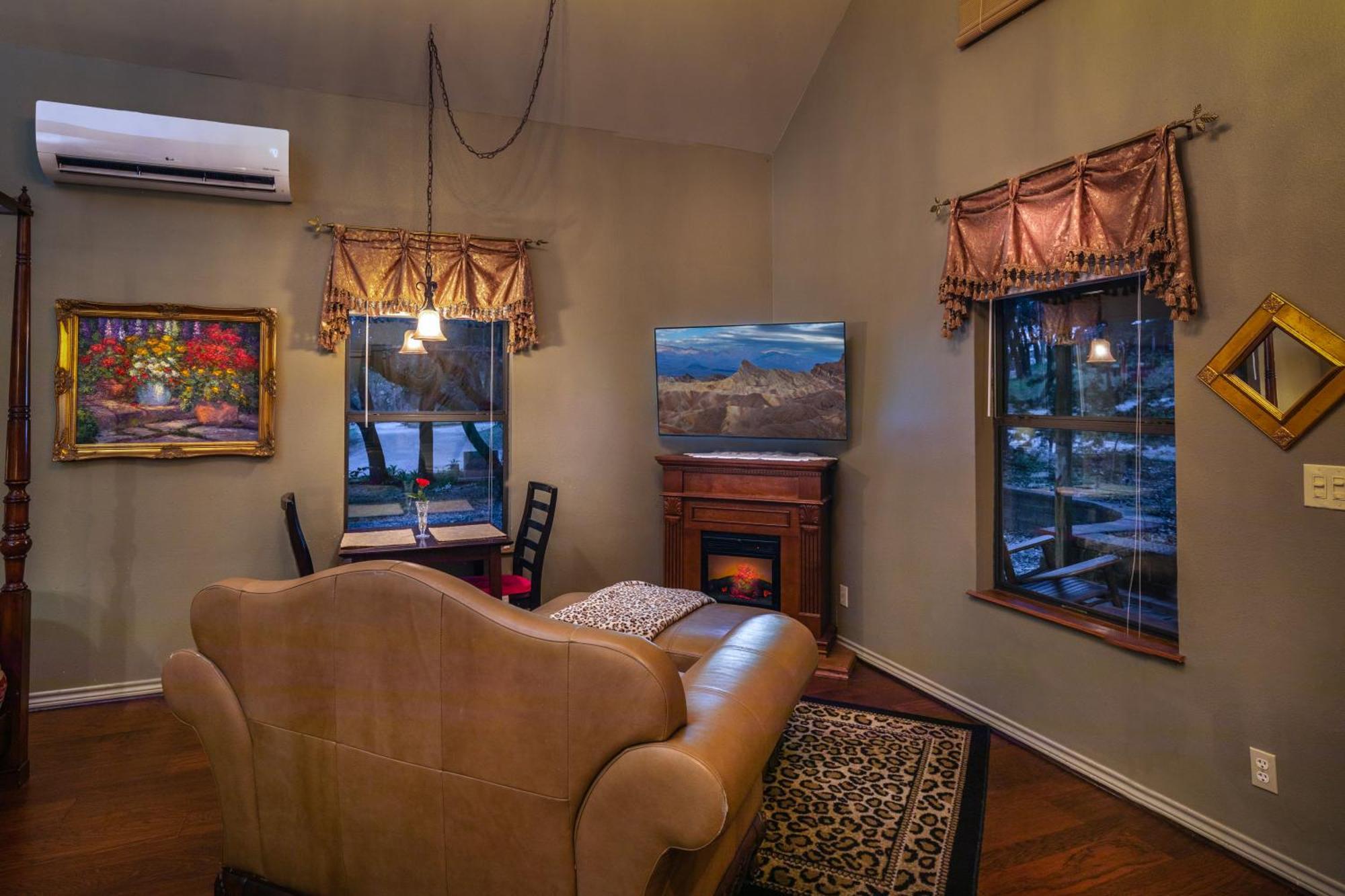 Bed And Breakfast On White Rock Creek Waco Exteriör bild