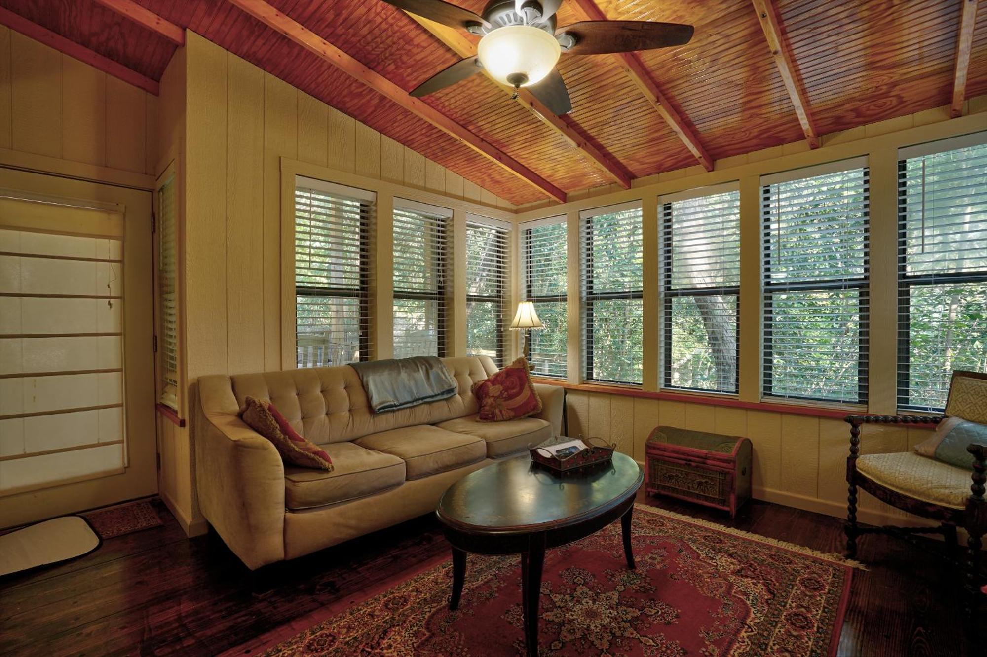 Bed And Breakfast On White Rock Creek Waco Exteriör bild